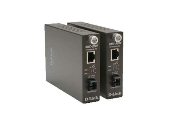 D-Link DMC-920T/E 10/100Base-TX to 100Base-FX Single-Fiber Media Converter (TX-1550/RX-1310 nm)